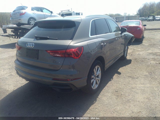 WA1DECF39M1104244 Audi Q3 S Line Premium