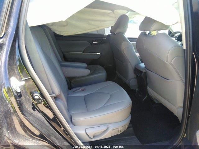 2021 TOYOTA HIGHLANDER XLE VIN: 5TDGZRBH9MS116764