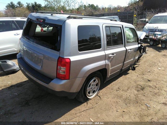 1C4NJRBB3HD144698 Jeep Patriot Sport