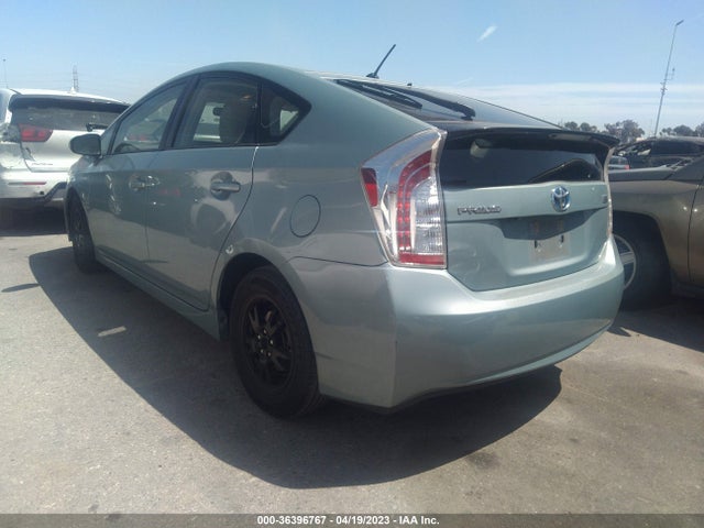 Toyota Prius Four 2015 JTDKN3DUXF1996628 Image 3