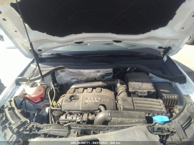 WA1GCCFSXHR002968 Audi Q3 Prestige
