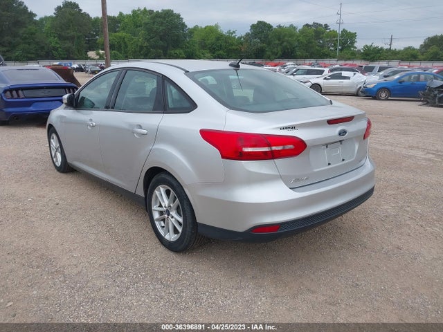 Ford FOCUS SE 2016 1FADP3F20GL271985 Image 4