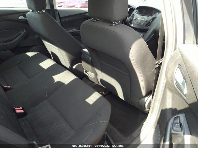 Ford FOCUS SE 2016 1FADP3F20GL271985 Image 9