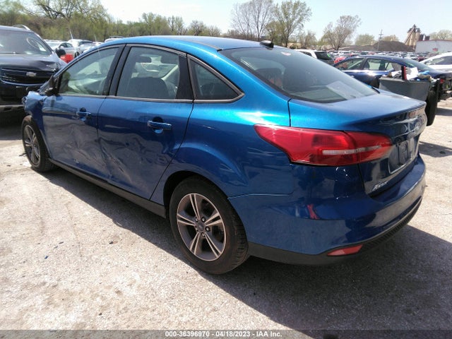 Ford FOCUS SE 2018 1FADP3FE7JL204429 Image 3