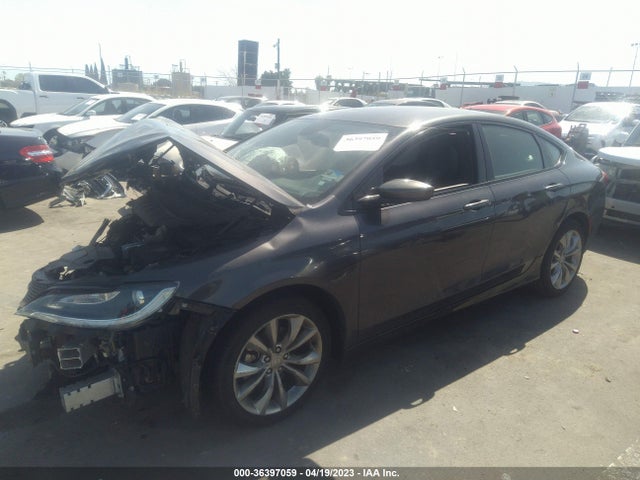 Chrysler 200 S 2015 1C3CCCBB5FN533742 Image 2