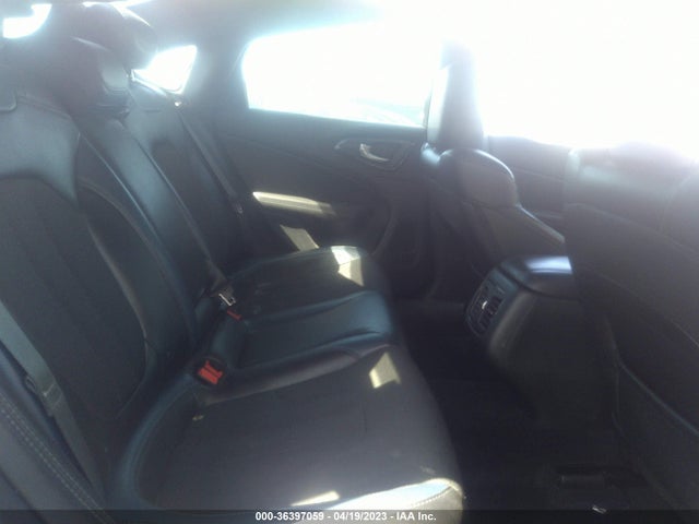 Chrysler 200 S 2015 1C3CCCBB5FN533742 Image 8