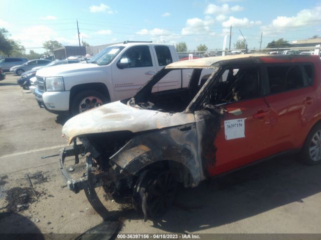 KNDJP3A58J7607803 KIA SOUL +