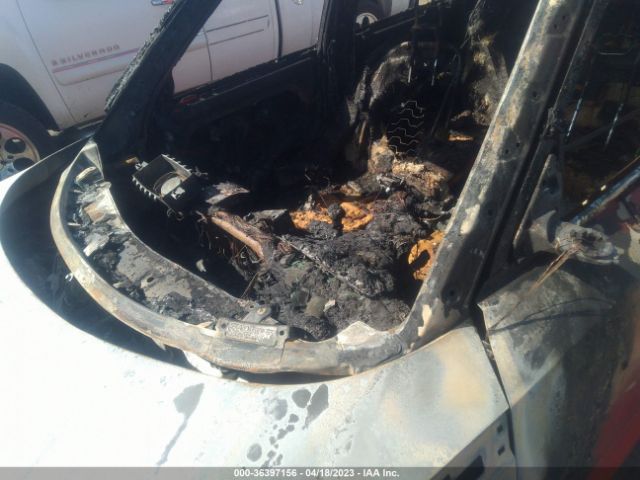 KNDJP3A58J7607803 KIA SOUL +
