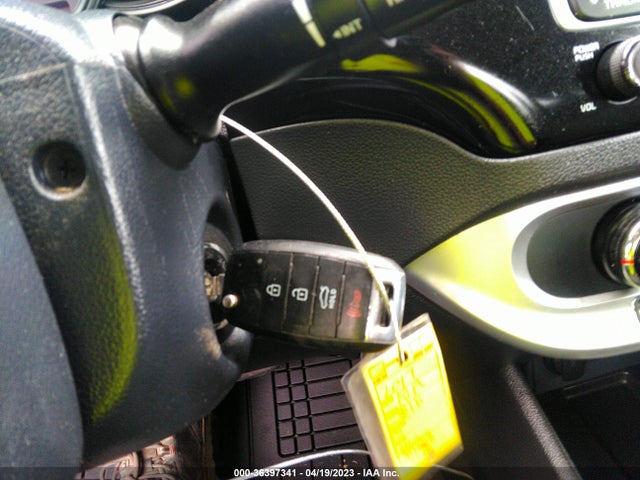 KIA RIO LX 2017 KNADM4A37H6070493 Image 3