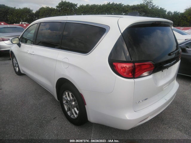 2C4RC1CG1NR208897 Chrysler Voyager Lx