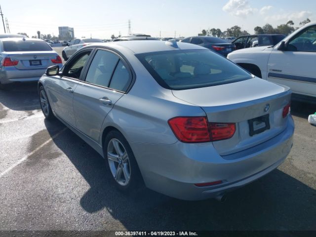 WBA3B1G54FNT04505 BMW 3 Series 320i
