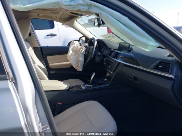 WBA3B1G54FNT04505 BMW 3 Series 320i