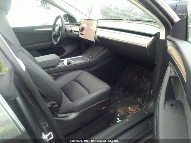 7SAYGDEE5PF647597 Tesla Model Y Long Range