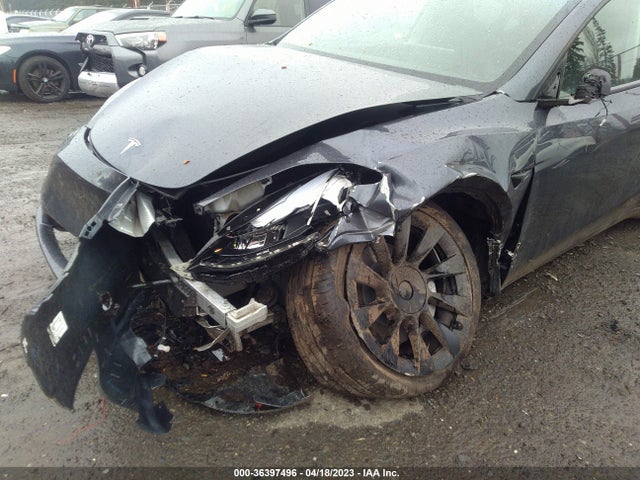 7SAYGDEE5PF647597 Tesla Model Y Long Range