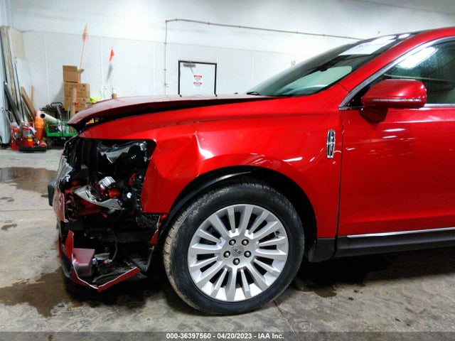 2010 LINCOLN MKT VIN: 2LMHJ5AR3ABJ19137