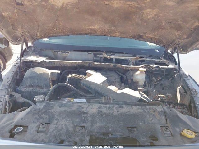 2018 RAM 1500 EXPRESS VIN: 1C6RR6FGXJS330584