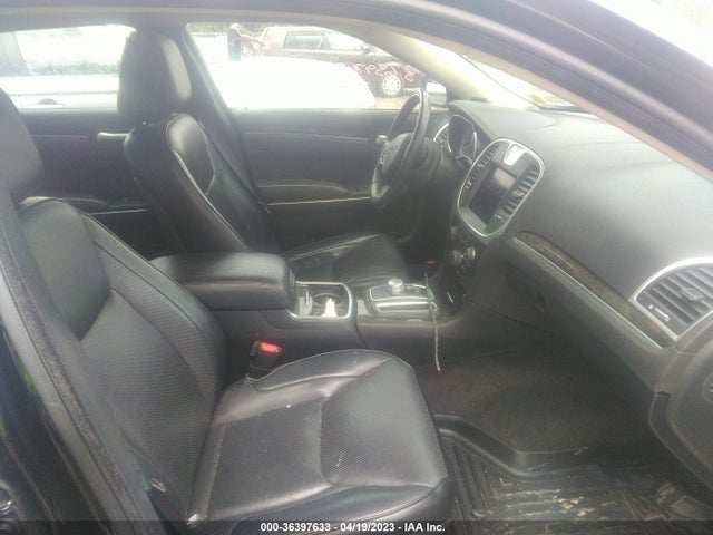 Chrysler 300 Limited 2018 2C3CCAKG7JH165159 Image 5