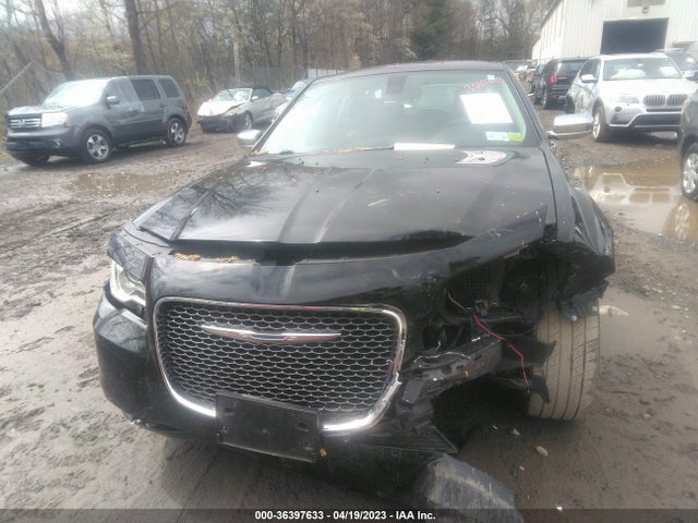 Chrysler 300 Limited 2018 2C3CCAKG7JH165159 Image 6