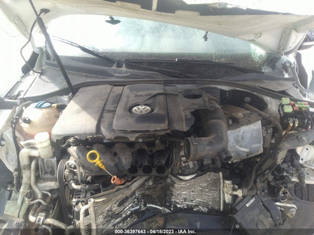 1VWAP7A30EC005994 Volkswagen Passat Wolfsburg Ed