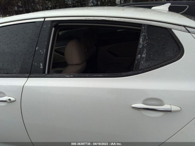 KNAGM4A7XF5658133 KIA Optima Lx