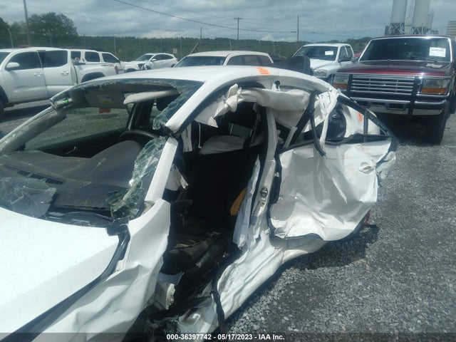 3VW2K7AJXEM374085 Volkswagen Jetta Sedan S