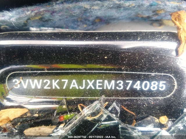 3VW2K7AJXEM374085 Volkswagen Jetta Sedan S
