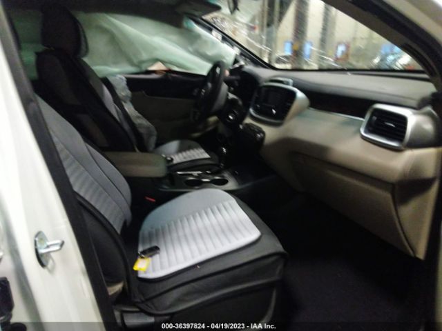 5XYPGDA51HG233077 KIA Sorento Lx V6