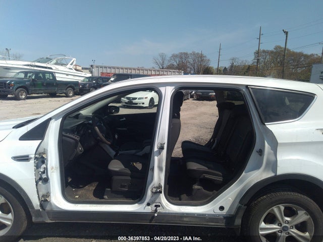 Продаж на аукціоні авто 2015 Ford Escape Se, vin: 1FMCU9GX7FUC65617, номер лоту: 36397853