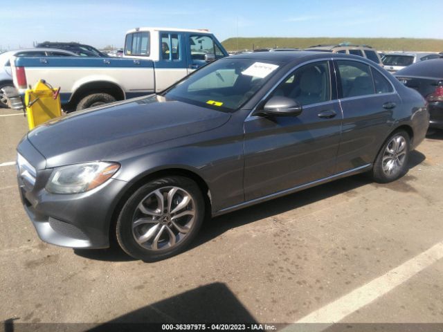 55SWF4JB8JU235098 Mercedes-Benz C-class C 300