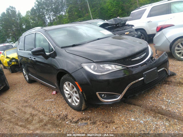 2019 2C4RC1BG5KR626442 main image