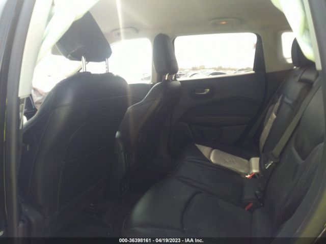 3C4NJDCB7JT143345 Jeep Compass Limited