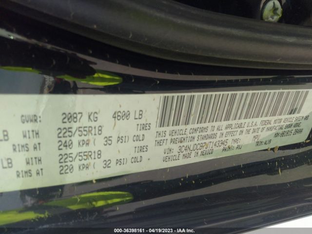 3C4NJDCB7JT143345 Jeep Compass Limited