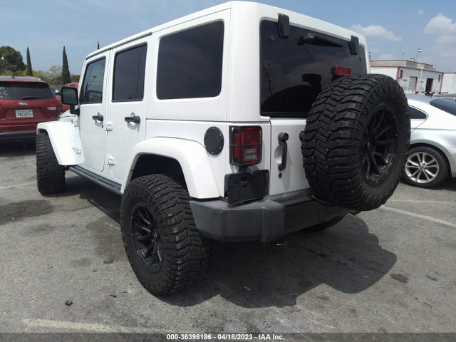 1C4BJWEG3FL742298 Jeep Wrangler Unlimited Altitude