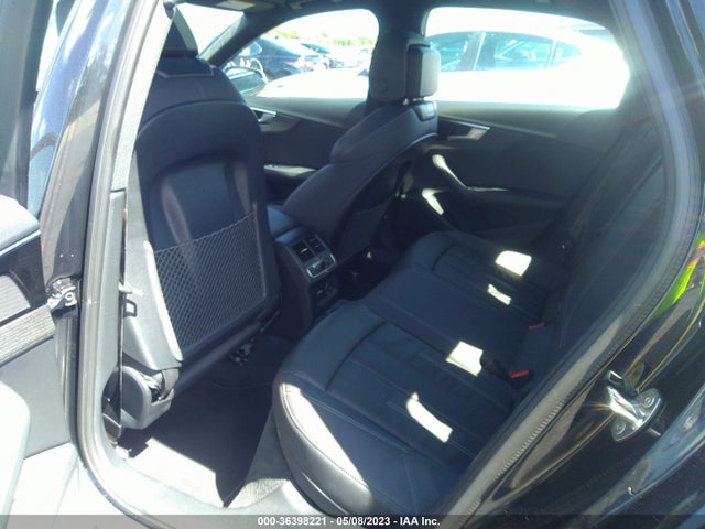2022 Audi A4, VIN: WAUEAAF45NN011621