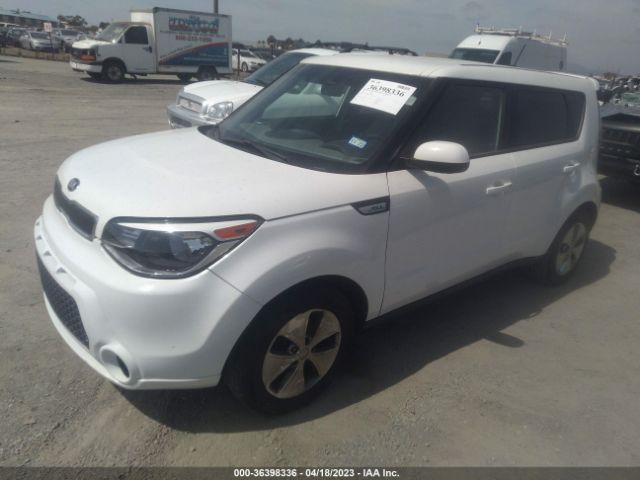 KNDJN2A27F7197623 KIA Soul Base