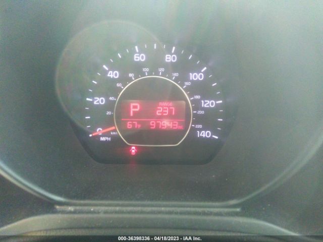 KNDJN2A27F7197623 KIA Soul Base