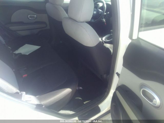 KNDJN2A27F7197623 KIA Soul Base