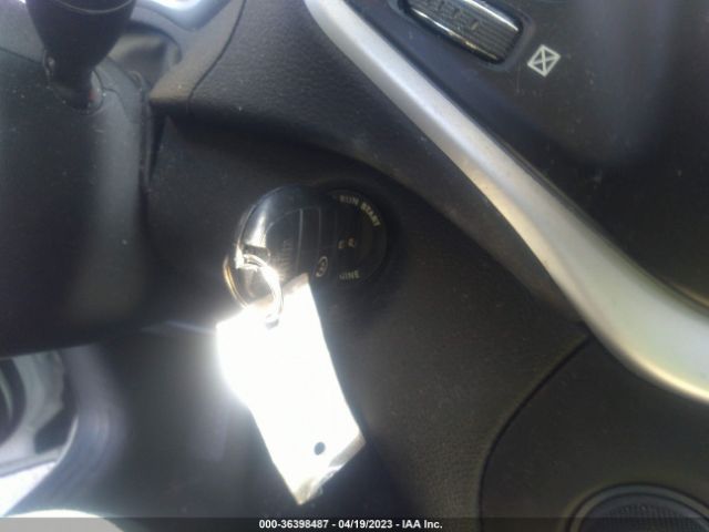 1C4PJMAB0GW225433 Jeep Cherokee Sport