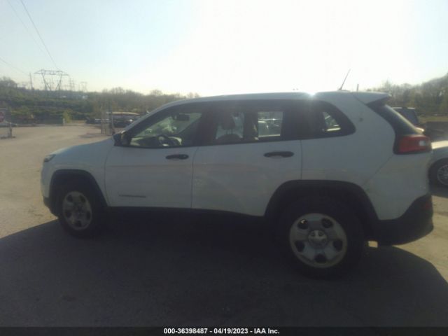 1C4PJMAB0GW225433 Jeep Cherokee Sport