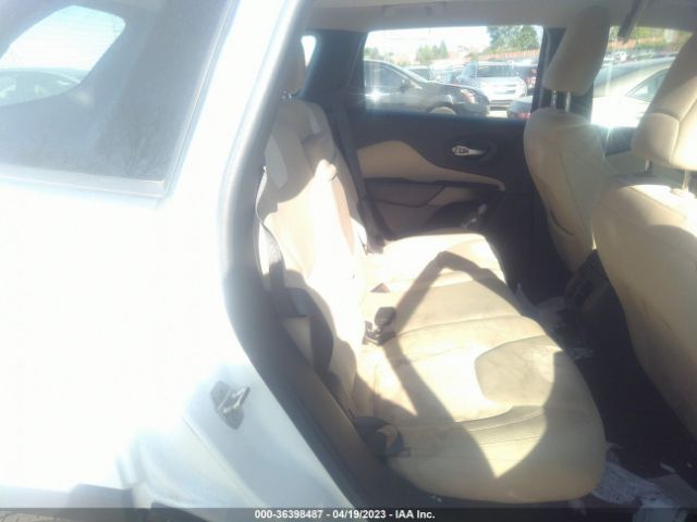 1C4PJMAB0GW225433 Jeep Cherokee Sport