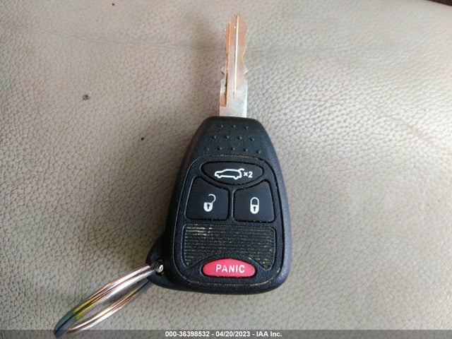 2006 CHRYSLER 300 TOURING VIN: 2C3KA53G76H340539