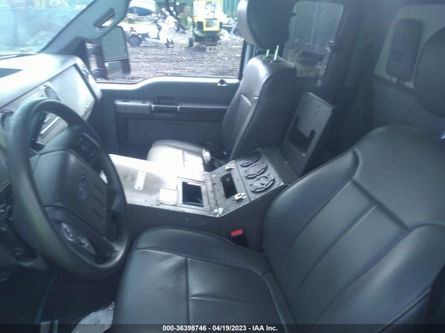 2015 Ford F-450, VIN: 1FD0X4GT4FEC57236