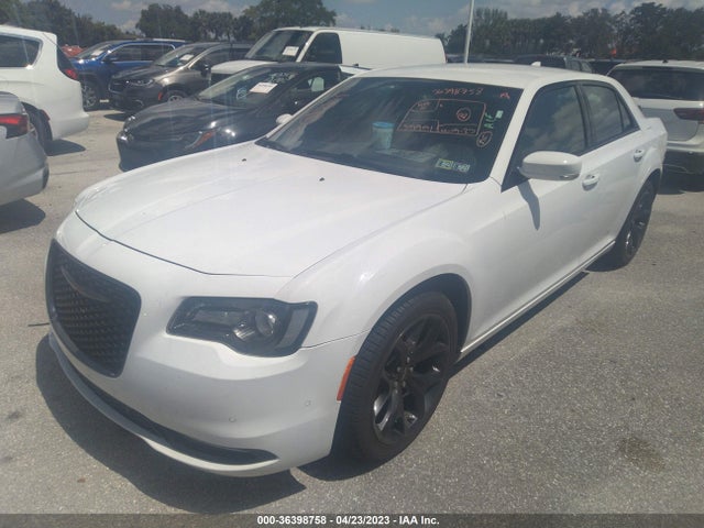 Chrysler 300 2021 2C3CCABG1MH523974 Image 2