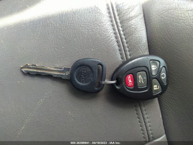 1GKKVPKD4FJ131832 GMC ACADIA SLE
