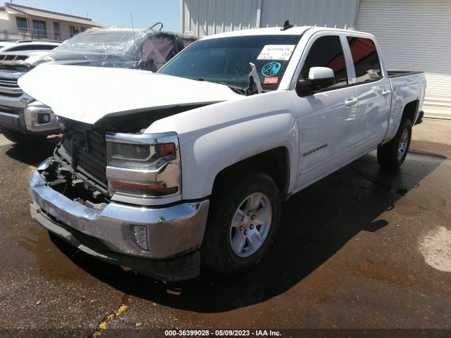 Chevrolet Silverado 1500 Lt 2018 3GCPCREC4JG647656 Image 2