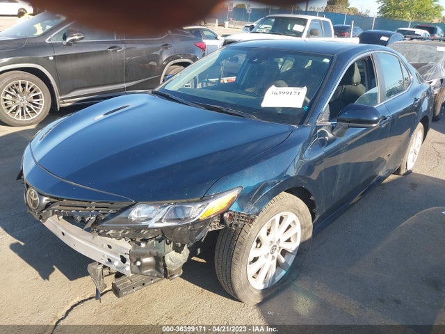 Toyota CAMRY LE 2021 4T1C11AKXMU569111 Image 2