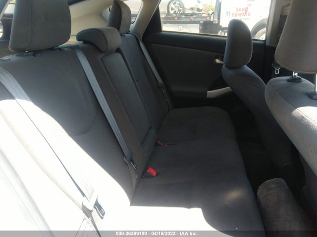 Toyota Prius Four 2015 JTDKN3DU7F2003919 Image 8
