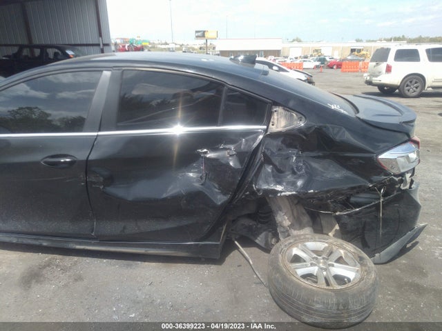 Chevrolet CRUZE LT 2018 1G1BE5SM2J7194099 Image 7