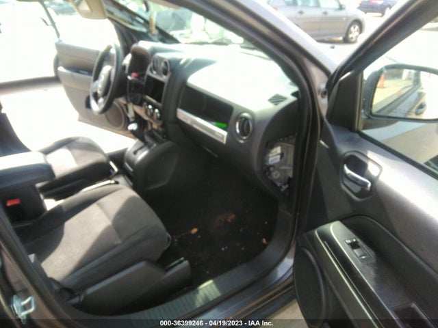 2014 JEEP COMPASS SPORT VIN: 1C4NJCBA0ED843738