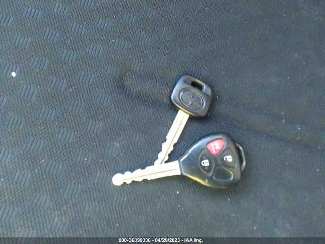 2008 SCION XD VIN: JTKKU10438J005195